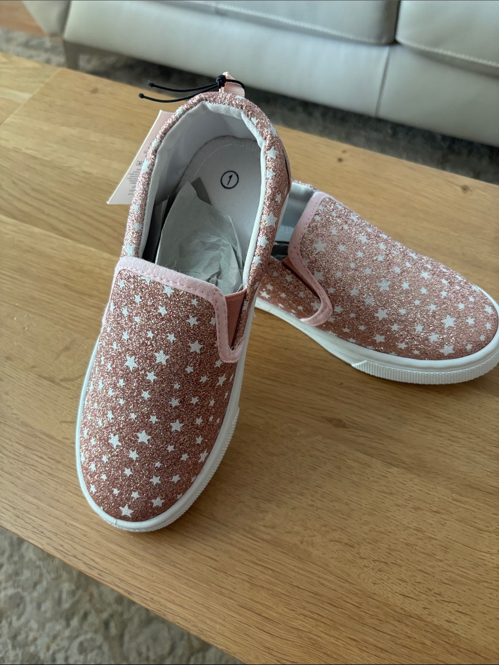 Girls Sneakers Size 1 NWT